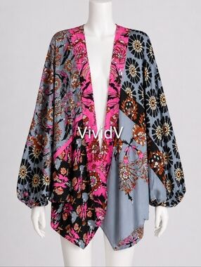 Anthropologie Mixed Floral Print Kimono One Size Pink & Gray NIP$140 *Soldout*